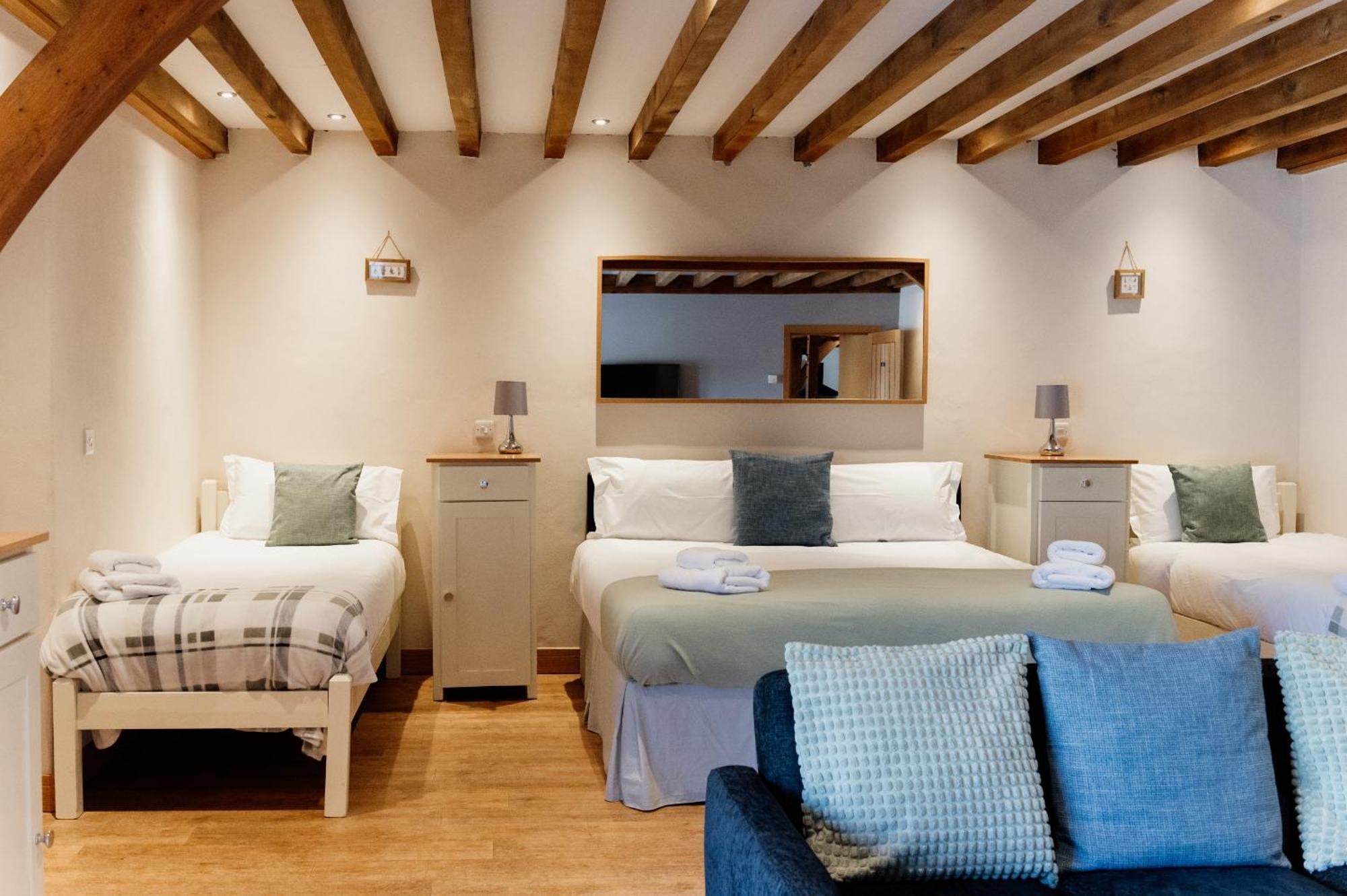 Finest Retreats - The Welsh Barn Villa Aberystwyth Buitenkant foto