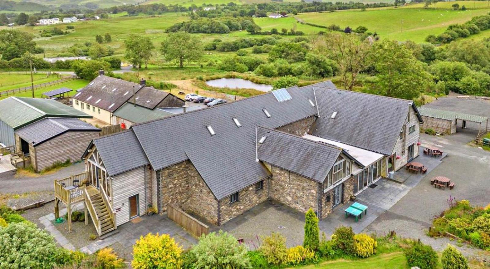 Finest Retreats - The Welsh Barn Villa Aberystwyth Buitenkant foto