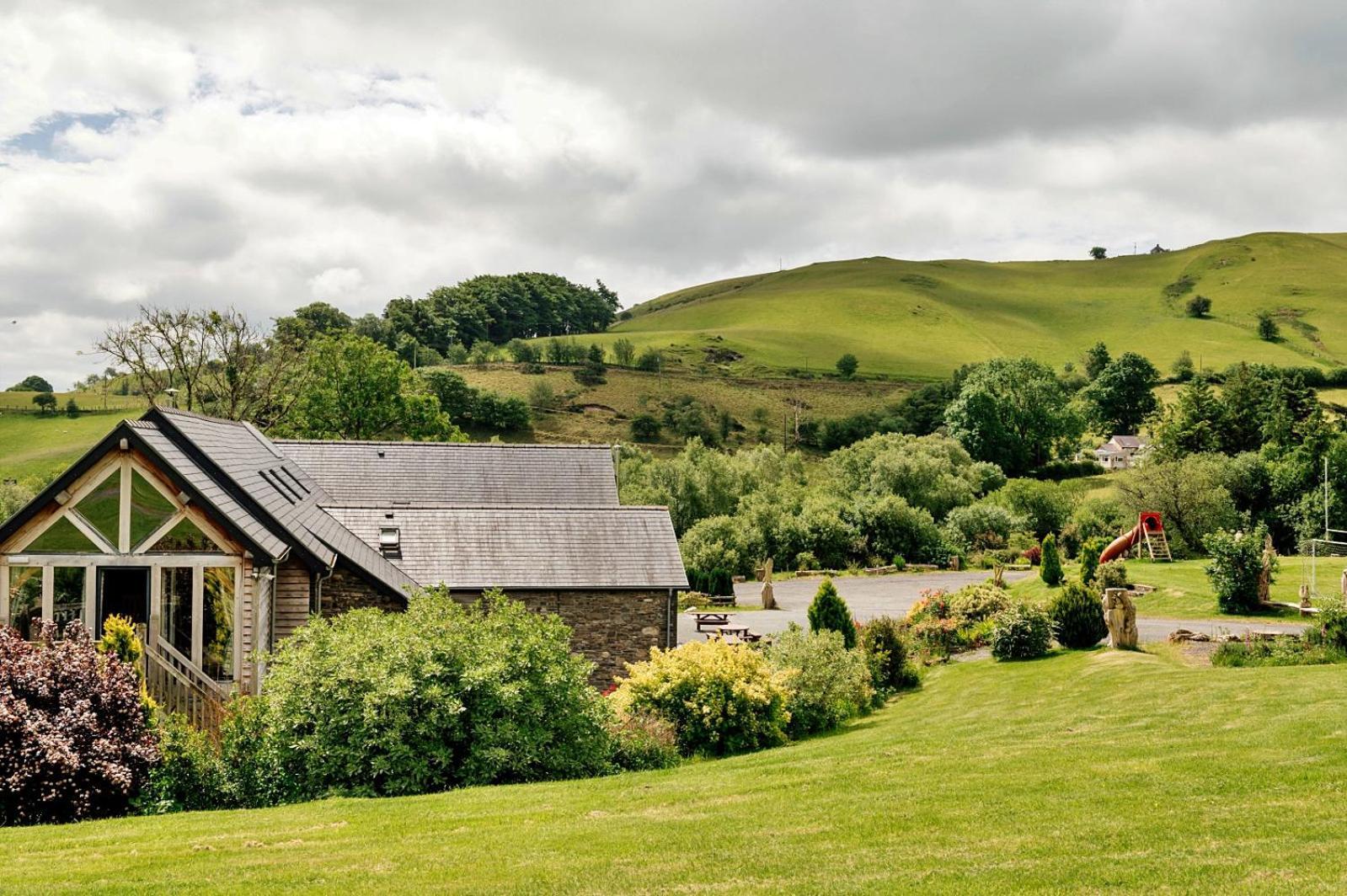 Finest Retreats - The Welsh Barn Villa Aberystwyth Buitenkant foto